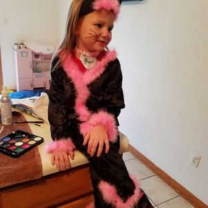 Meet your Posher, Robin